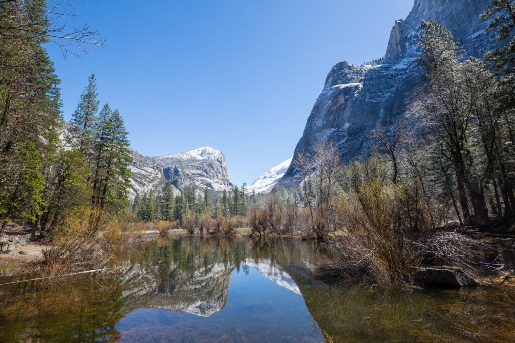 Mirror lake